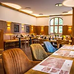 Friedrichshoehe - Sauna, Pool & Altenberg