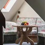 Hotel Friedrichshoehe - Sauna, Pool & 3*