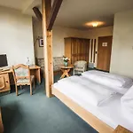 Friedrichshoehe - Sauna, Pool & Altenberg