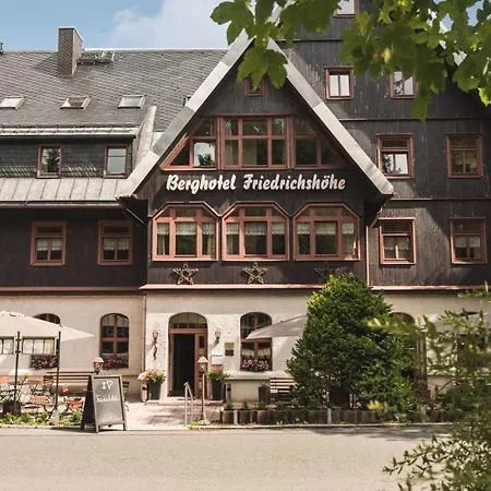Hotel Friedrichshoehe - Sauna, Pool & 3*