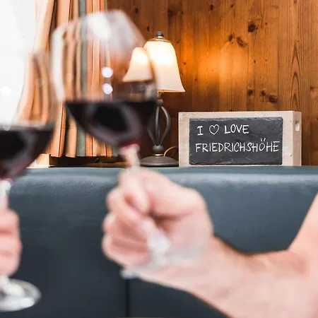 Friedrichshoehe - Sauna, Pool &