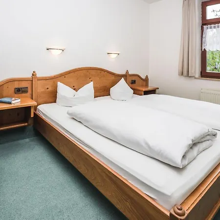 Friedrichshoehe - Sauna, Pool & 3* Altenberg