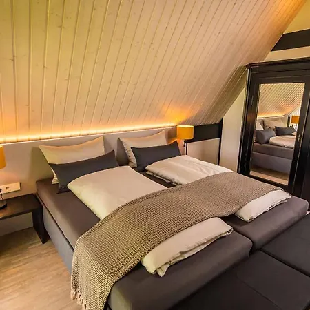 Friedrichshoehe - Sauna, Pool &