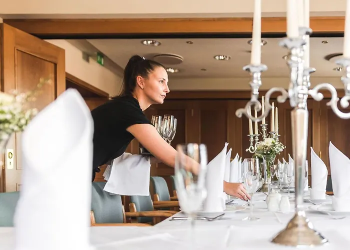 Hotel Friedrichshoehe - Sauna, Pool & Altenberg