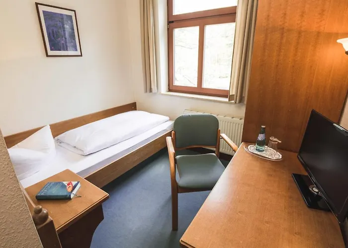 Friedrichshoehe - Sauna, Pool &